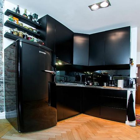 Waw Apartamenty Centrum Varsovia Exterior foto