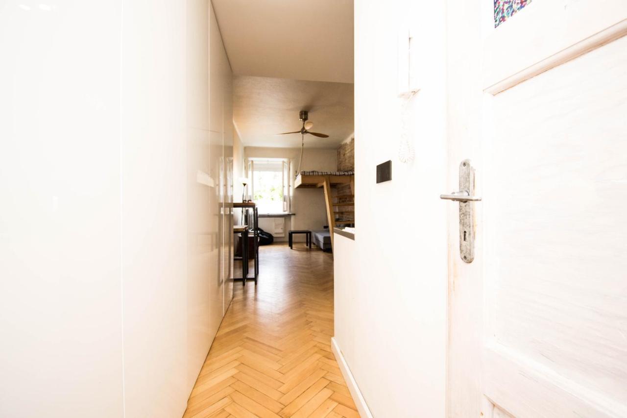 Waw Apartamenty Centrum Varsovia Exterior foto