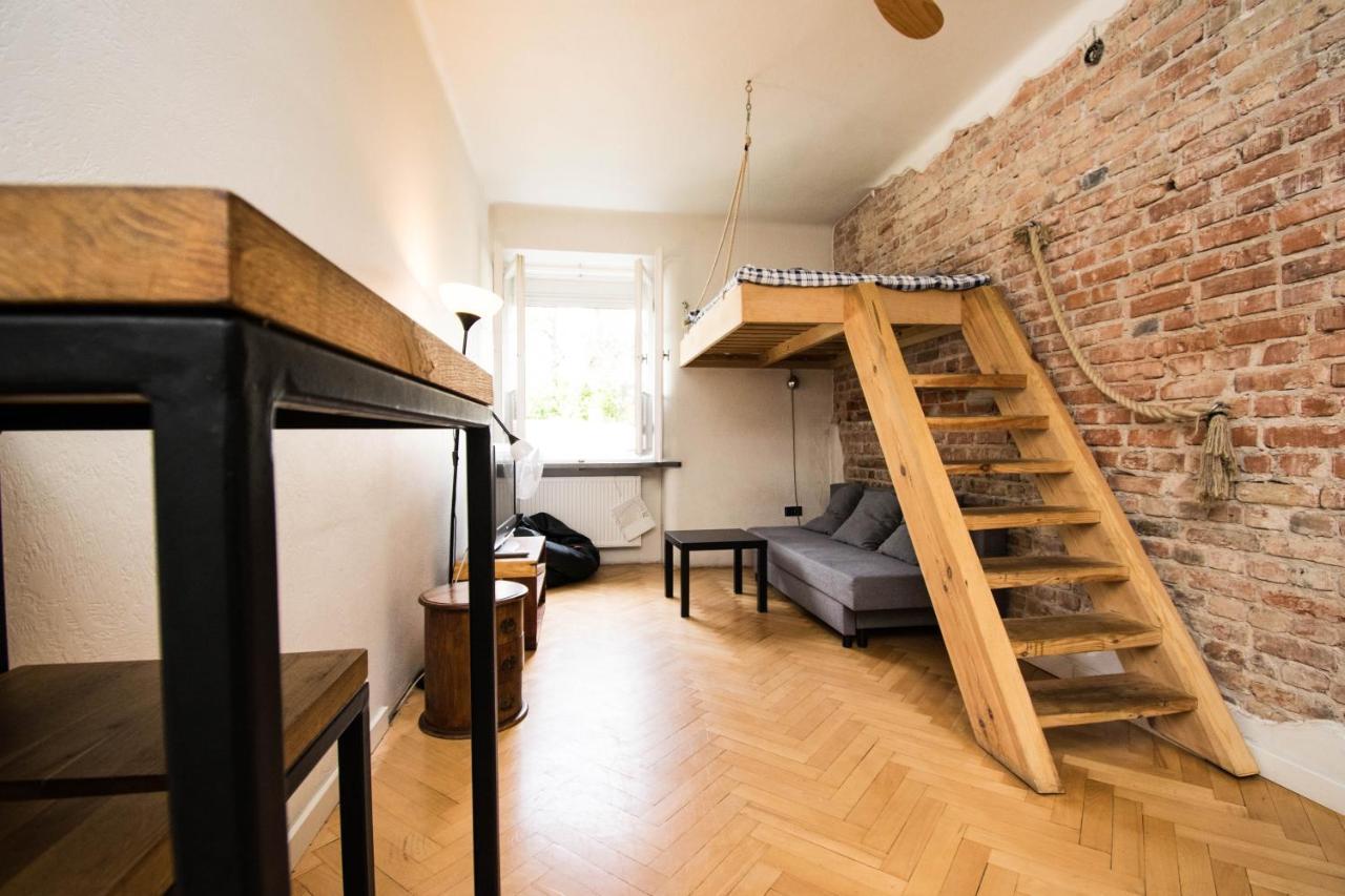 Waw Apartamenty Centrum Varsovia Exterior foto